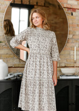 Load image into Gallery viewer, Isla 3/4 Sleeve Midi Dress