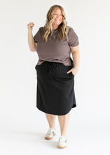 Load image into Gallery viewer, Kenedi Sport Athletic Midi Skirt
