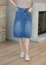 Load image into Gallery viewer, Rylin Raw Hem Midi Skirt