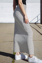 Load image into Gallery viewer, PRETTY ON POINT KNIT SKIRT