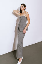 Load image into Gallery viewer, GET TO THE POINT WOVEN TOP