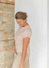 Load image into Gallery viewer, Short Sleeve Essential Basic Tee
