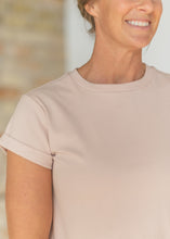 Load image into Gallery viewer, Short Sleeve Essential Basic Tee