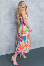 Load image into Gallery viewer, SEE THE CITY FLORAL WOVEN MIDI DRESS