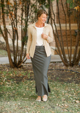 Load image into Gallery viewer, Taylor Ultra Soft Button Front Shirt