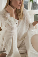 Load image into Gallery viewer, Voyage Set - White Stripes