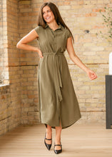 Load image into Gallery viewer, Willow Linen Midi Dress