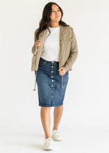 Load image into Gallery viewer, Zana Front Button Denim Midi Skirt