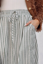 Load image into Gallery viewer, WISHFUL THINKING WOVEN PANTS
