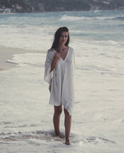 Load image into Gallery viewer, Ava Kimono - White Stripes
