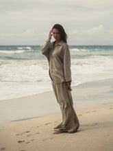 Load image into Gallery viewer, Echo Maxi Shirt - Khaki Green
