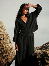 Load image into Gallery viewer, Echo Mini Shirt - Black

