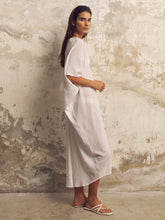 Load image into Gallery viewer, Esti Tunic - White
