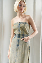 Load image into Gallery viewer, UNBEATABLE MEMORIES MIDI DRESS
