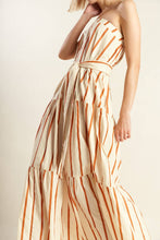 Load image into Gallery viewer, SWEET REMINISCENCE WOVEN MAXI DRESS
