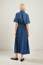 Load image into Gallery viewer, EVERYDAY RADIANCE WOVEN MIDI DRESS
