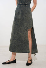 Load image into Gallery viewer, EXOTIC BREEZE DENIM MIDI DRESS
