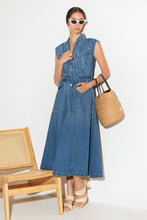 Load image into Gallery viewer, LIGHT CODE MEDIUM DENIM MIDI DRESS
