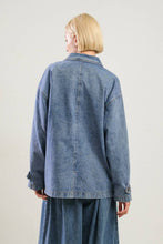 Load image into Gallery viewer, BREATHTAKING CHARM DENIM MIDI JACKET
