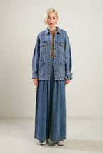 Load image into Gallery viewer, BREATHTAKING CHARM DENIM MIDI JACKET
