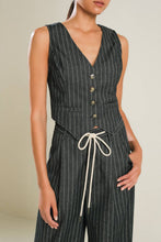 Load image into Gallery viewer, HAZY DAYS DENIM VEST
