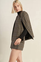 Load image into Gallery viewer, ETERNAL DEVOTION  WOOLEN CAPELET
