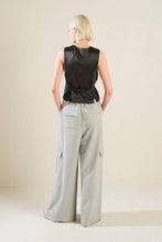Load image into Gallery viewer, CAUGHT YOUR EYE WOVEN VEST
