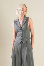 Load image into Gallery viewer, WANNA BE LOVED WOVEN VEST
