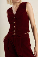 Load image into Gallery viewer, COY CHARM VELVET VEST

