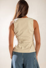 Load image into Gallery viewer, UNDENIABLE GROWTH WOVEN VEST
