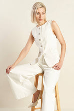 Load image into Gallery viewer, DELICATE HUE WOVEN VEST
