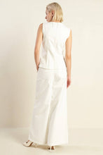 Load image into Gallery viewer, DELICATE HUE WOVEN VEST
