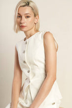 Load image into Gallery viewer, DELICATE HUE WOVEN VEST
