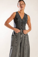 Load image into Gallery viewer, EXPLORING THE CITY DENIM VEST
