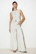 Load image into Gallery viewer, COFFEE RUN STRIPED WOVEN VEST
