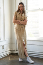 Load image into Gallery viewer, BETWEEN THE PAGES WOVEN SKIRT
