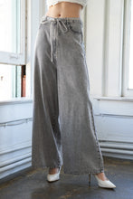 Load image into Gallery viewer, WHEN I MET YOU DENIM PANTS
