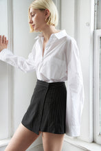 Load image into Gallery viewer, SMALL TOWN ROOTS WOVEN SKORT
