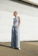 Load image into Gallery viewer, UNFOLDING CHAPTER DENIM PANTS

