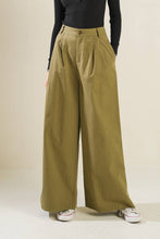 Load image into Gallery viewer, HIDDEN REFLECTIONS WOVEN PANTS
