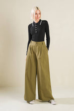 Load image into Gallery viewer, HIDDEN REFLECTIONS WOVEN PANTS
