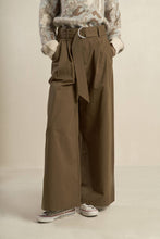 Load image into Gallery viewer, ELEGANCE UNVEILED WOVEN PANTS
