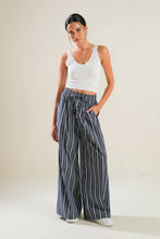 Load image into Gallery viewer, BEHIND THE GRIN WOVEN PANTS
