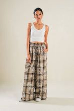 Load image into Gallery viewer, TIMELESS CHARM WOVEN PANTS
