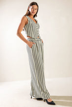 Load image into Gallery viewer, IN THE QUIET SHADE WOVEN PANTS
