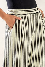 Load image into Gallery viewer, IN THE QUIET SHADE WOVEN PANTS
