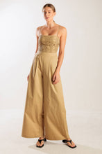 Load image into Gallery viewer, EASY TO LOVE WOVEN JUMPSUIT
