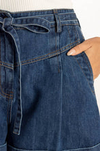 Load image into Gallery viewer, WALK IN THE PARK DENIM SHORTS
