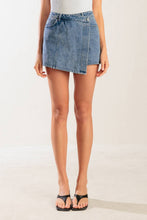Load image into Gallery viewer, BY CHANCE DENIM SKORT
