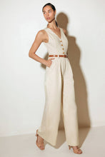 Load image into Gallery viewer, EVERYDAY ESSENTIAL WOVEN JUMPSUIT
